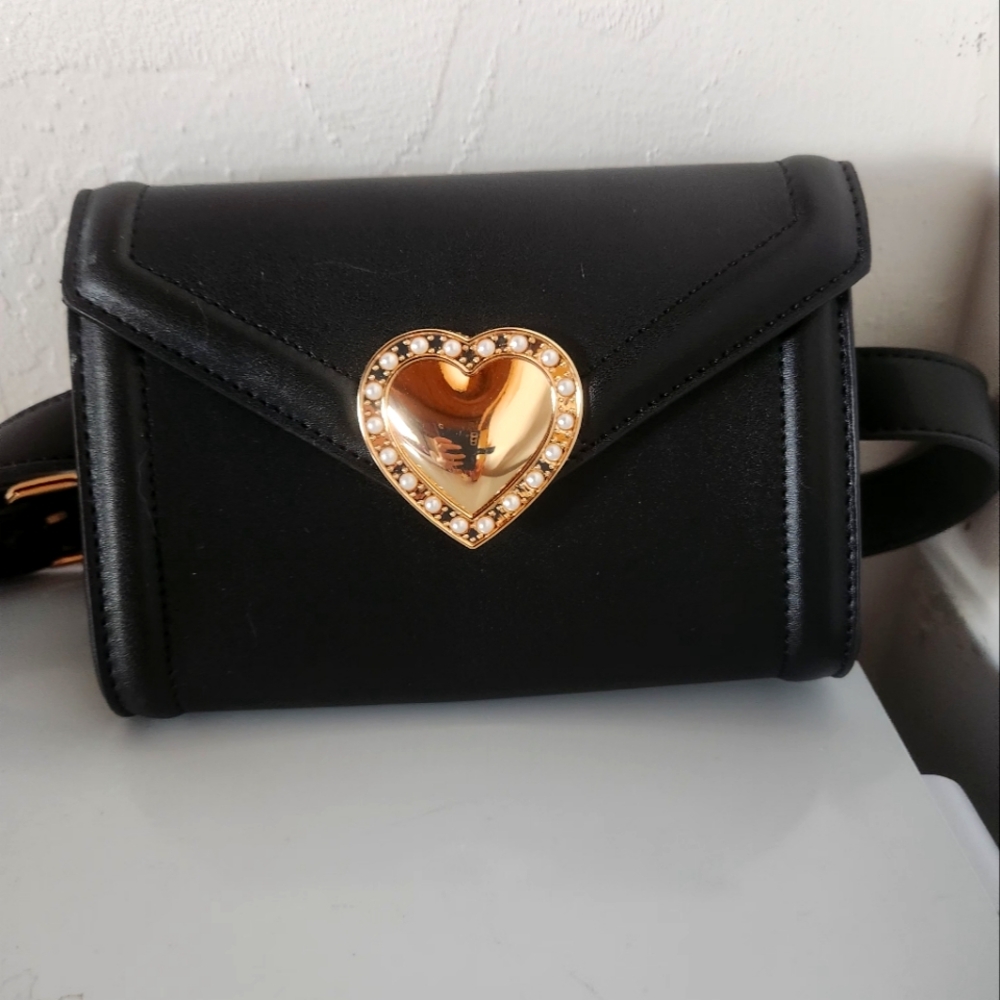 GOLD HEART Black Leather BELT BAG 7X5 SNAP AND ZIP